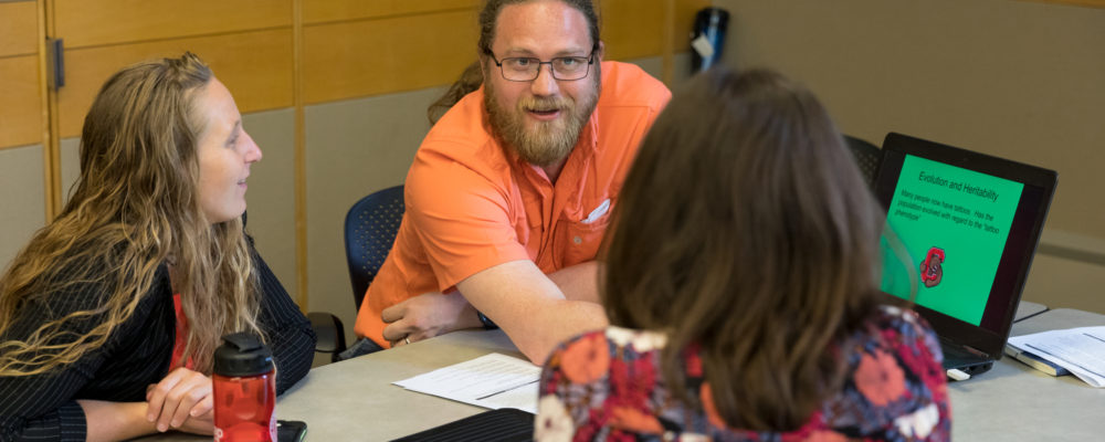 Justin St. Juliana, Biology presents a roundtable at the 2019 Conference